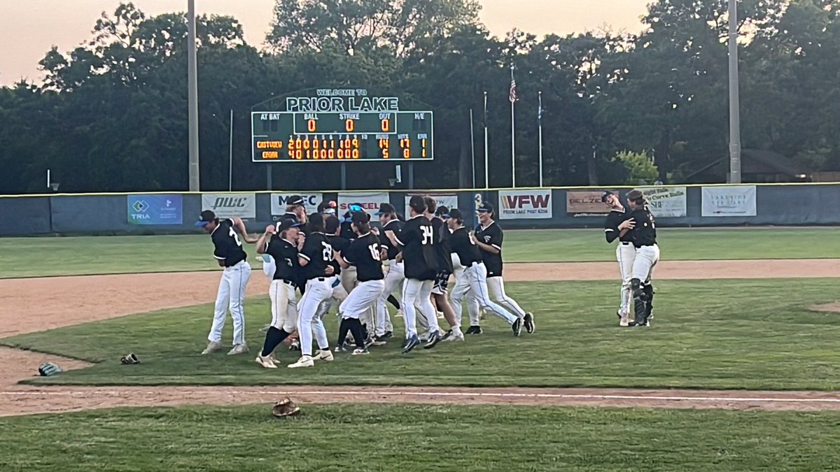 Lightning baseball is headed back to STATE for the first time since 2018! Congrats to the Section 3AAAA Champions! They will play next Thursday at CHS field with time and opponent to be determined this weekend.