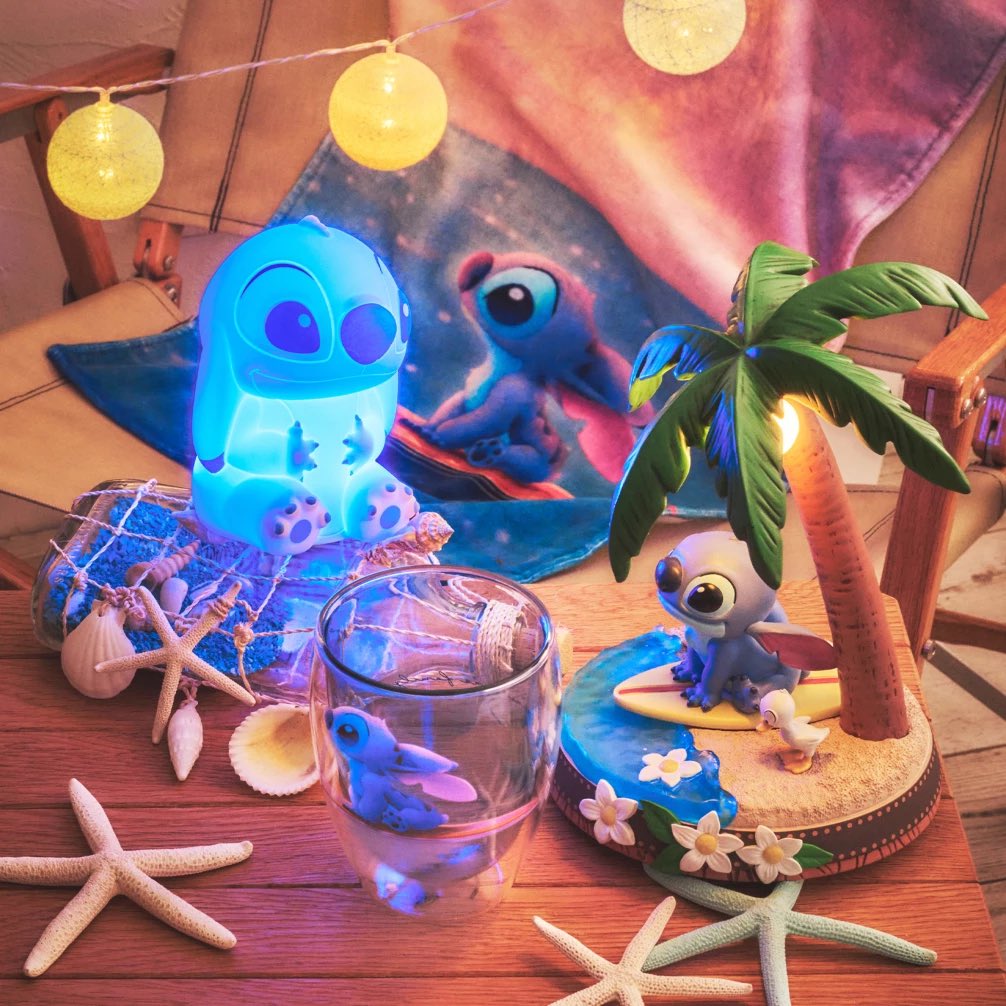 ディズニーストア】 6月11日より、ゆっくりと夕日が沈む夏の海をテーマ