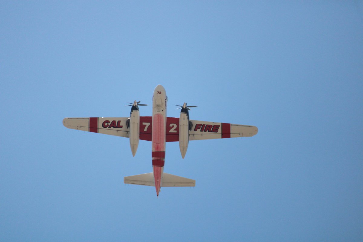 DanielFireTruck's tweet photo. Caught AA310, T72, T73 and Copter 608 returning to Hemet from the #RelayFire. https://t.co/qoQbuZkYXI