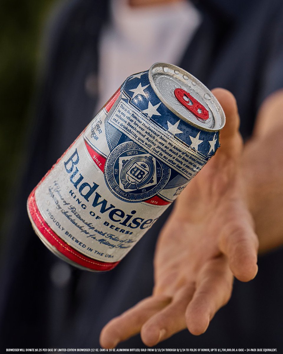 budweiserusa's tweet photo. Cold, refreshing and full of flavor? We're the total catch. #SipToSupport https://t.co/FR2UhU8Nw0