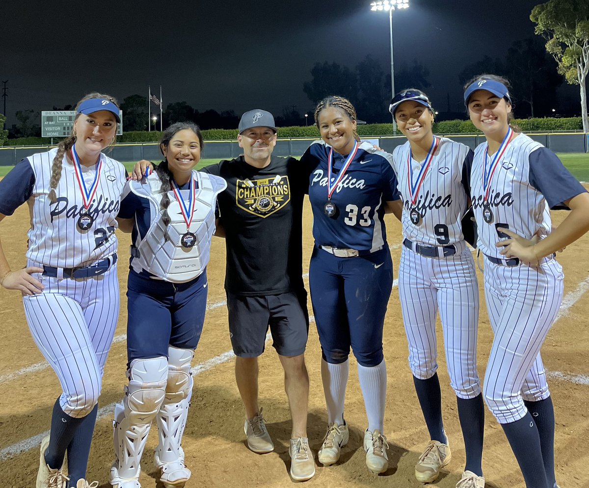 Congratulations to seniors Annika Sogsti, Delaina Ma’ae, Kaniya Bragg, Kayli Counts, and Brynne Nally who were all selected to play last night in the OC Senior All Star Game hosted by PGF. GO MARINERS! 🥎⚓️ <a href="/ggusdathletics/">GGUSD Athletics</a> <a href="/ocvarsity/">ocvarsity</a> <a href="/LineDsoftball/">Line Drive Media</a> <a href="/ExtraInningSB/">EXTRA INNING SOFTBALL</a> <a href="/CalHiSports/">Cal-Hi Sports</a>
