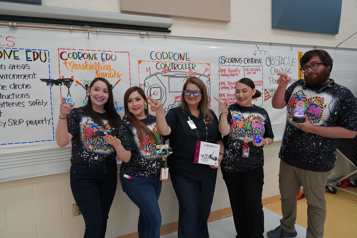 lajoyaisd's tweet photo. 🚀 La Joya ISD Technology Department hosted their middle school STEM-A-THON, STEM/Technology Summer Camps to emphasize learning skills like 3D printing, laser printing/engraving, tech design, sublimation, and embroidery digitizing to foster creativity in designing original concepts. 🎨✨ Additionally, students delve into the world of Unmanned Aerial Vehicles (drones), understanding their functionality and exploring their practical applications. 🛠️🛸📚