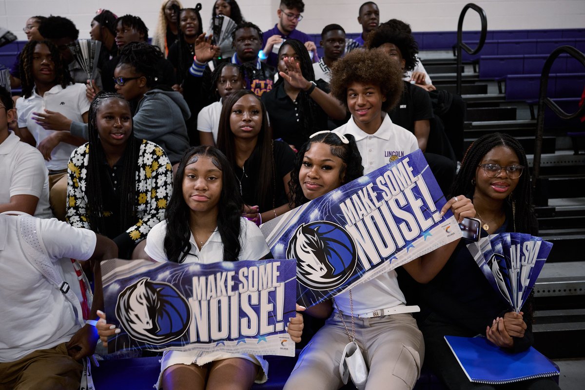 dallasschools's tweet photo. LET'S GO MAVS! #OneForDallas https://t.co/ZAGKNaLt9J