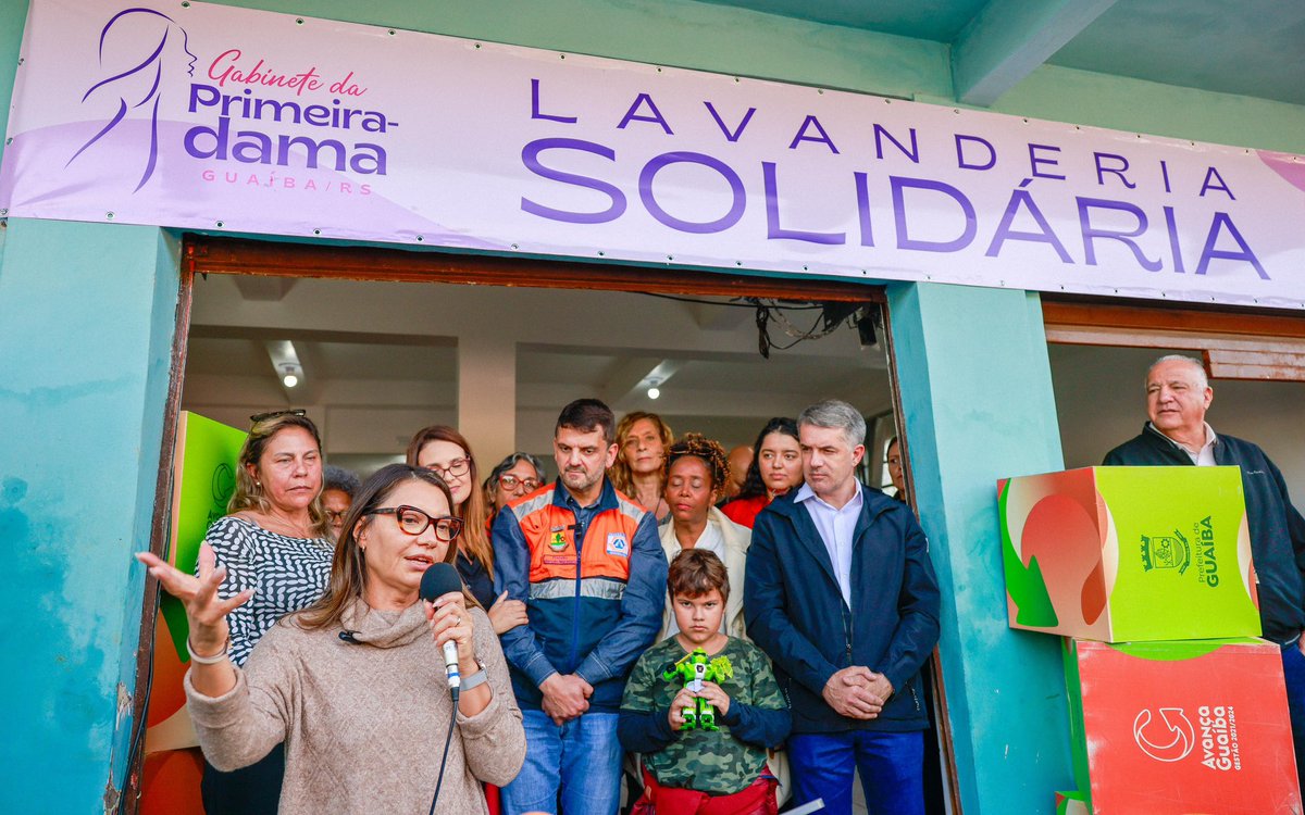 No bairro Santa Rita, um dos mais atingidos pela enchente em Guaíba, inauguramos hoje a Lavanderia Solidária, em parceria com o gabinete da primeira-dama Deisi Maranata. 

Com 12 máquinas de lavar, o espaço já está disponível para a população da cidade, atendendo até 80 famílias