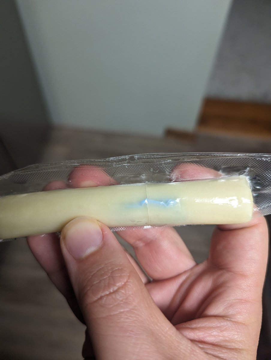 Vordimous's tweet photo. @kraftcheese care to explain? https://t.co/YsupxFcMz7