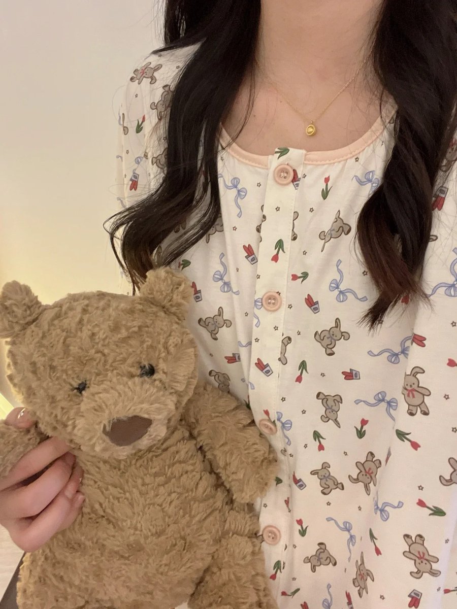 Wishing you the sweetest of dreams tonight and always💫🤎