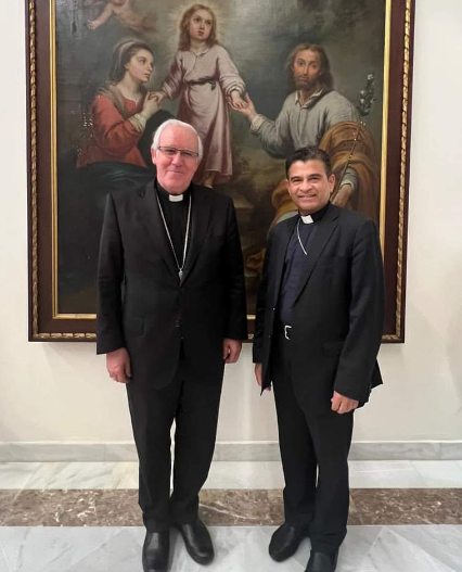 ArturoMcfields's tweet photo. #LOULTIMO Reaparece Monseñor Rolando Álvarez junto al Arzobispo  José Ángel Saiz Meneses en Sevilla España 🇪🇸 Toda #Nicaragua estalla de alegría!! España ha jugado un papel fundamental en apoyar a los perseguidos por la dictadura de Ortega. Gracias  por esos espacios y el apoyo GIGANTE!