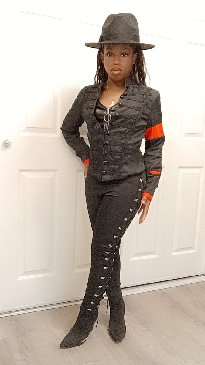 ShandyJLOP's tweet photo. Just to give yall a taste of how I'm coming for #MJWeek
🔥🔥🔥🔥🔥🔥 PEEP THE JACKET THO! https://t.co/tz5YiRBTjX