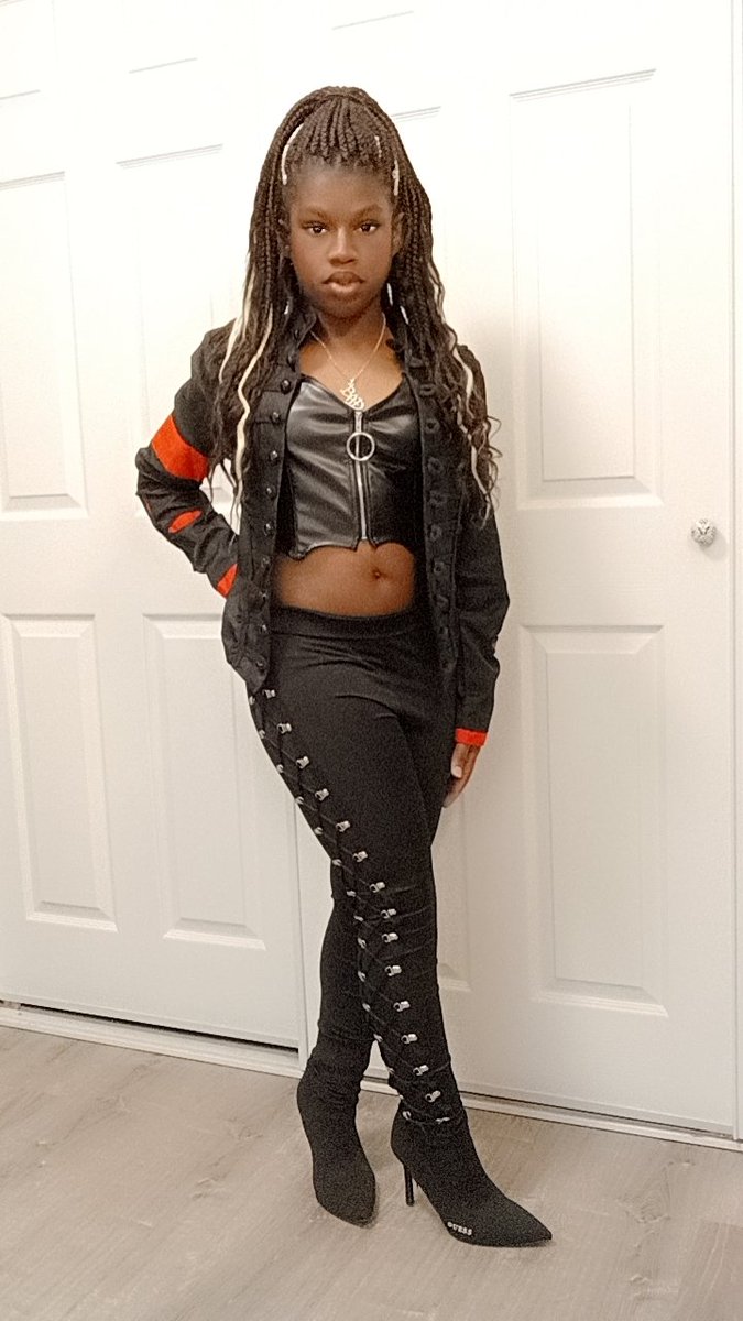 ShandyJLOP's tweet photo. Just to give yall a taste of how I'm coming for #MJWeek
🔥🔥🔥🔥🔥🔥 PEEP THE JACKET THO! https://t.co/tz5YiRBTjX