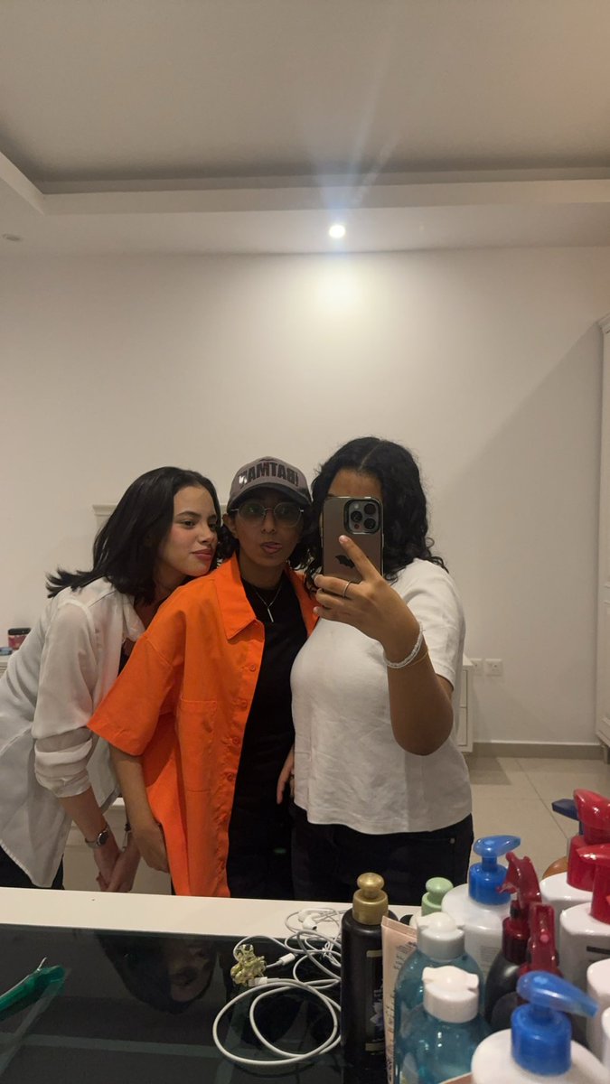 imi12r's tweet photo. l love them with all my heart https://t.co/RnqvbtuFoU