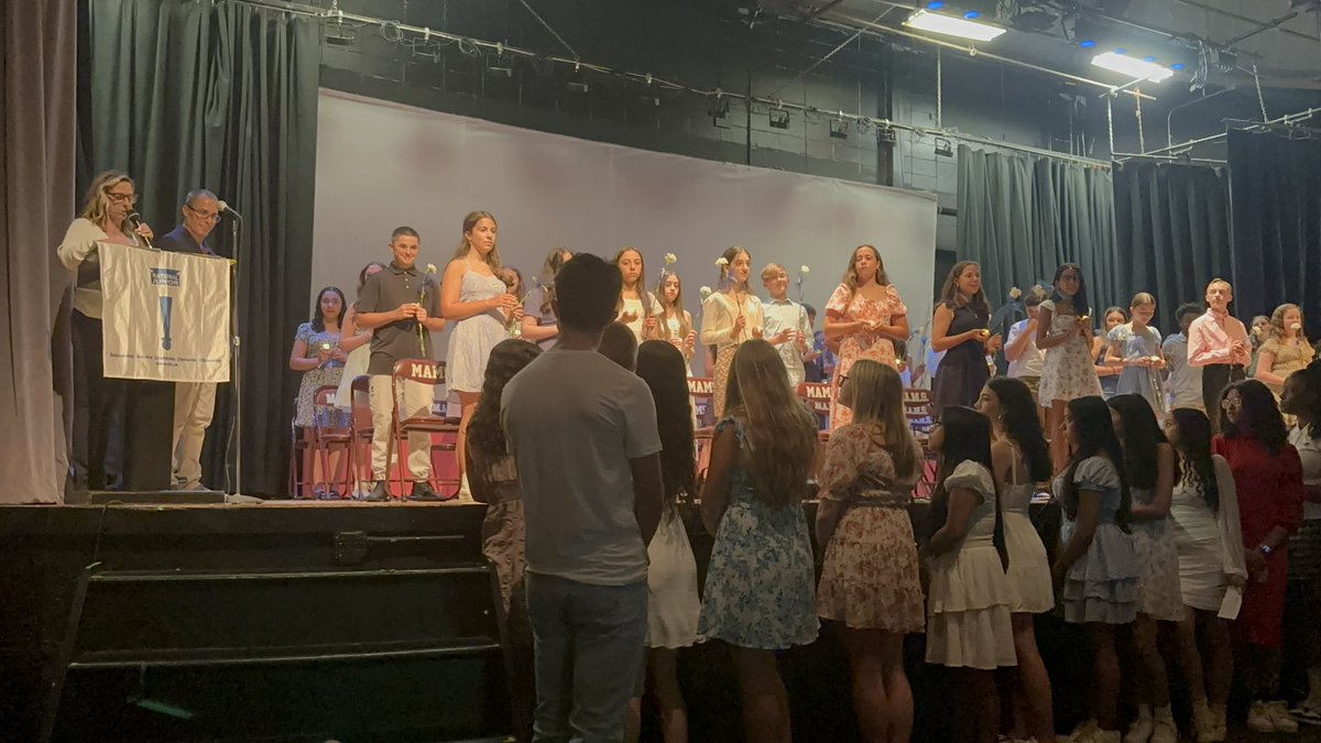 Deana Baumert tweet media