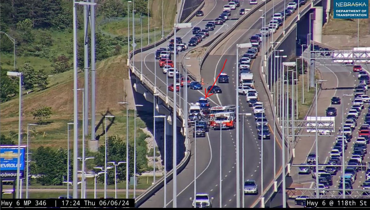 #Omaha Crash W. Dodge Expressway WB @ 108th St.
Right Lane Blocked.  Keep left, expect delays.