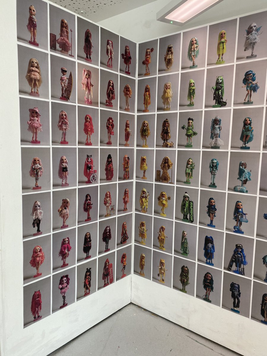 lostengine04's tweet photo. I just got back from my end of year art show for my second year of uni, this was my final piece that was all about collecting and the ideas behind it, mainly how our collections show the collector, I am so proud of the work I did this year and it shows in my final grade https://t.co/SyzSfZ3Smv