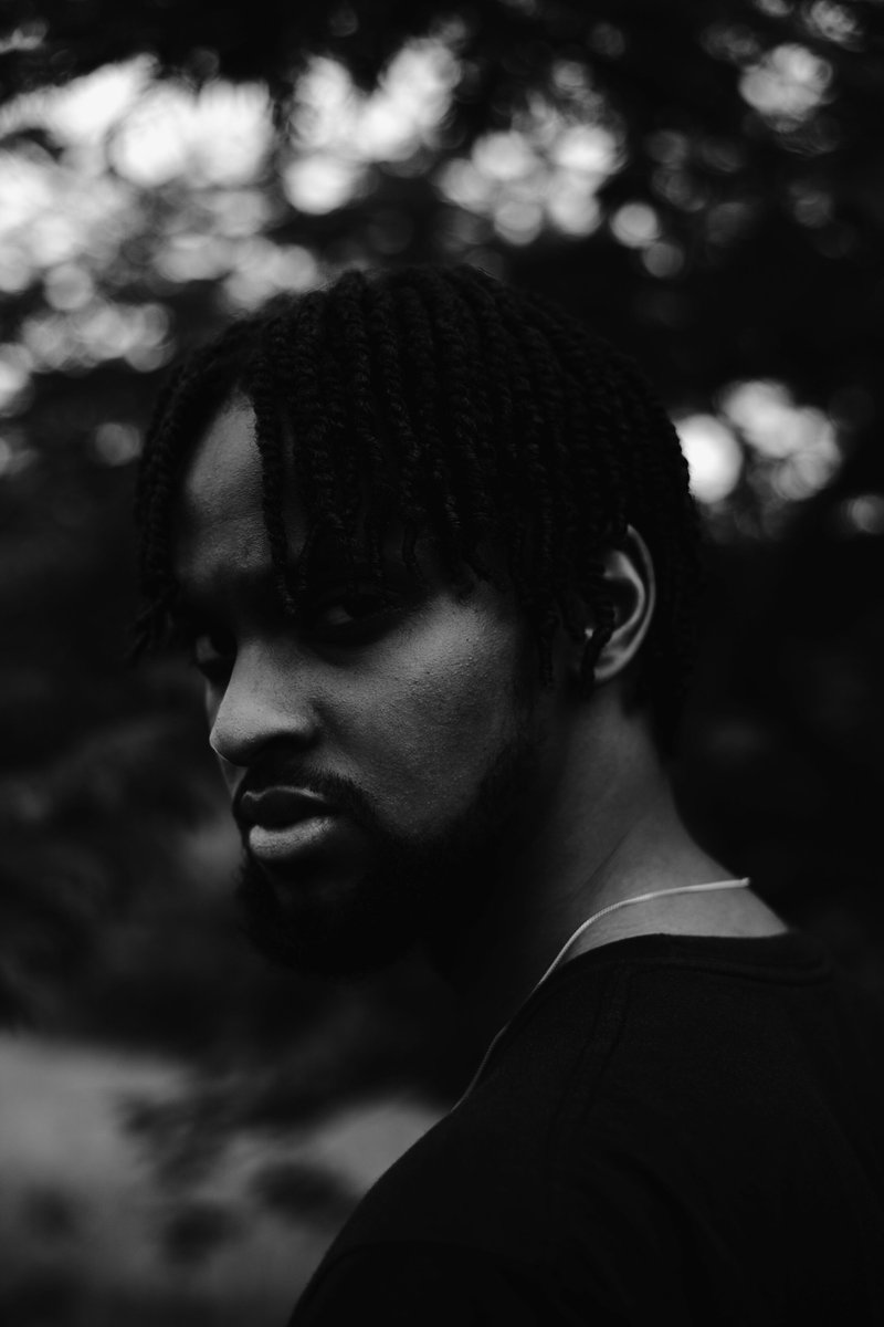 E.T Ndahigwa - Don't be Silly
youtu.be/xUB4RN8NloY