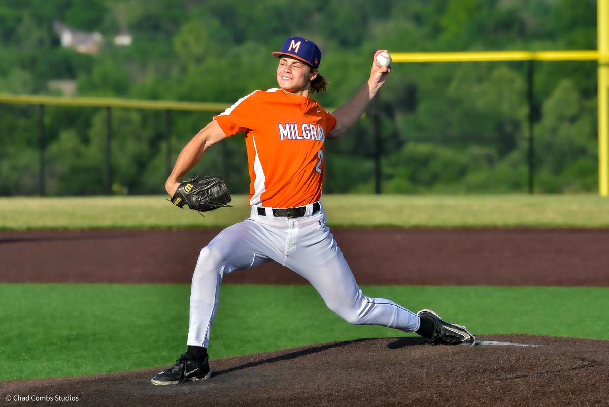 BanJohnsonBSB's tweet photo. Action from the #BJCL this week:  
BJ Raiders' INF @BroxtonCole2023 (@MccWolves) (left); Milgram Mustangs' LHP @LiamBryan2004
(@Mules_Baseball) (top right); MSBL Royals' C
@Jacksonhardin19 (Leavenworth HS) (bottom right) https://t.co/aGYX01kScg