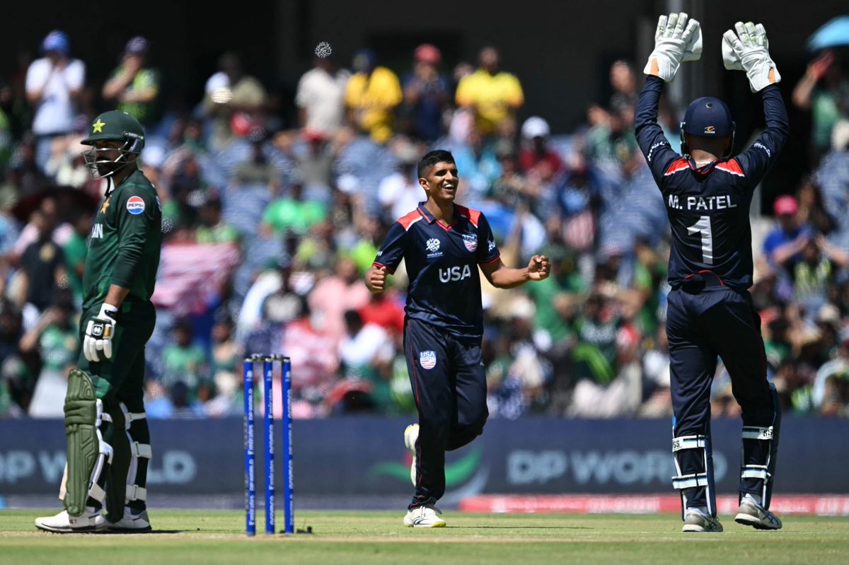 USA BEAT PAKISTAN IN A SUPER OVER FOR THE BIGGEST #T20WorldCup UPSET OF ALL TIME! 🤯
PAKISTAN 159/7 &amp; 13/1 
USA 159/3 &amp; 18/1 
M. Patel 50 (38) 🇺🇸

#cricket #usacricket #pakistancricket #monankpatel #babarazam #aaronjones #t20 #kingbabar #rizwan  #kingbobby #indiancricket #kohli