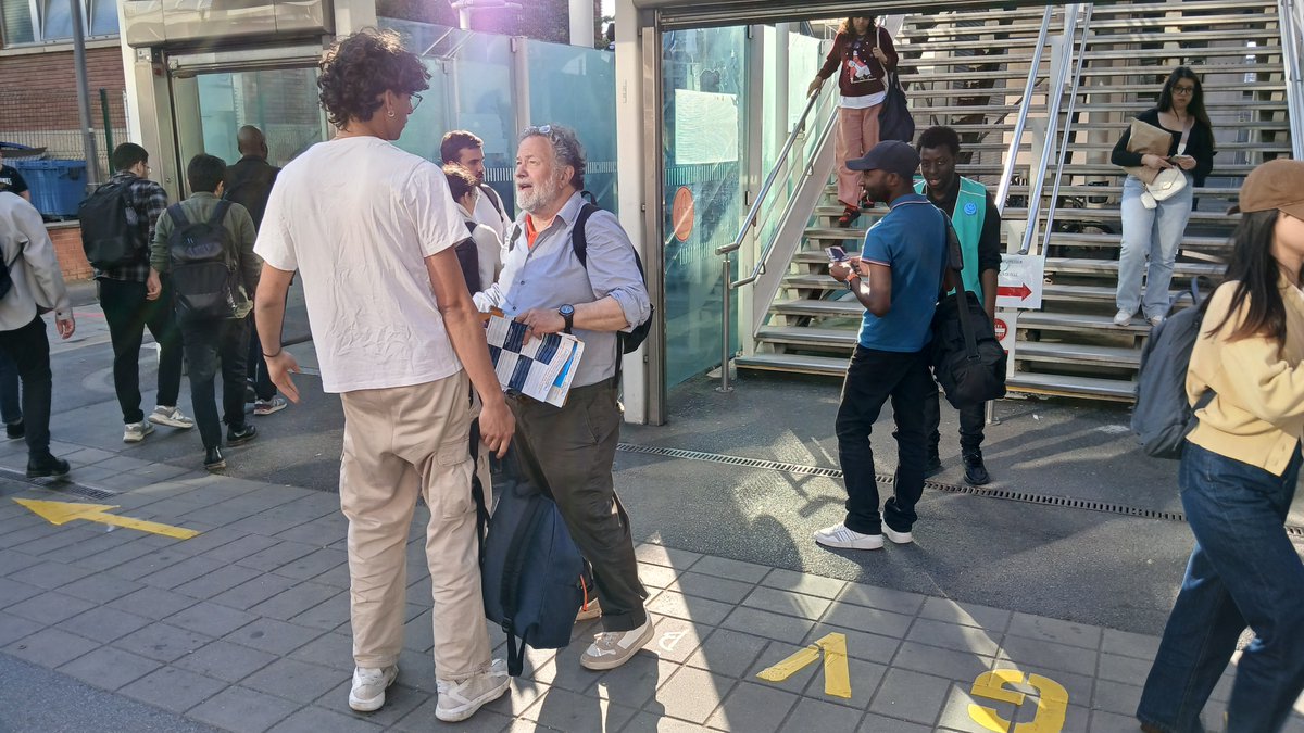 LesPatriotes_91's tweet image. Tractage 9 de la semaine, sortie de gare ouest du 91. Tjours désert de militants d'autres partis : sommes-ns les seuls français à vouloir partager notre point de vue sur la France !? Echanges utiles pour que la #FranceLibre revienne au + vite.  Vérifiez : les-patriotes.fr