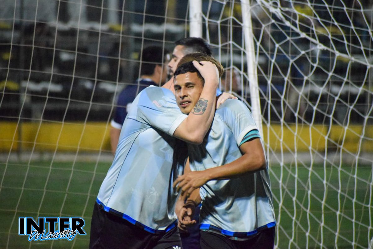 interdelaurelty's tweet image. 🔰 Jaha rei jeyma hese 🇵🇾!!

Por la octava fecha del torneo de la @ligadetuiteros_ el Supercampeón despertó y luego de varias fechas volvió a sumar los tres puntos al golear 7-2 a Boca Juniors, en el partido por el grupo B de la categoría A.

#VamosInter🔵⚫️ 
#SomosInteristas💪🏻