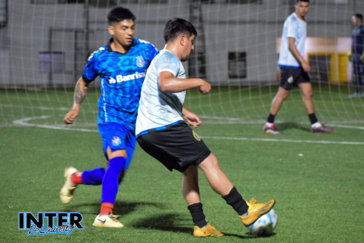 interdelaurelty's tweet image. 🔰 Jaha rei jeyma hese 🇵🇾!!

Por la octava fecha del torneo de la @ligadetuiteros_ el Supercampeón despertó y luego de varias fechas volvió a sumar los tres puntos al golear 7-2 a Boca Juniors, en el partido por el grupo B de la categoría A.

#VamosInter🔵⚫️ 
#SomosInteristas💪🏻