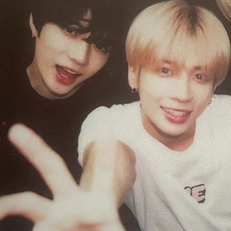 PsTtyunn's tweet photo. *⁠´｡⁠*Make you mineﾟ✧⁠◝ #taegyu

Dónde Tahyun y Bomgyu son amigos desde que tienen memoria, pero... Que pasaría si a Tahyun le empieza a gustar Beomgyu y hará todo para que sea suyo 

#TaegyuBattleJune https://t.co/EcK3PmZn2t