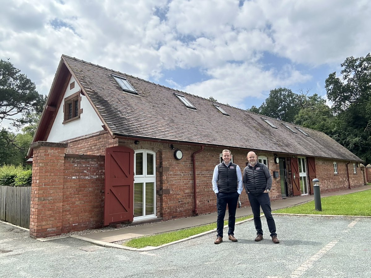 peternkitchin's tweet photo. When we viewed our current premises in 2008 at Smithy Farm - my Dad said it was a good day - D Day. Today we got the keys for our next office where we will locate to in the coming weeks - another @Grosvenor property @HelloKitch @candccatering https://t.co/gT304QfJyk