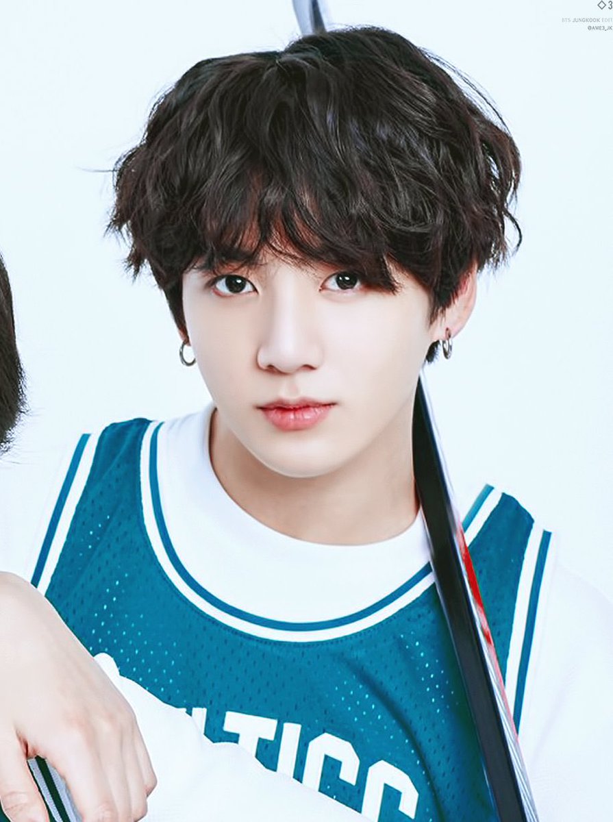 Jykooxx's tweet photo. 18.6.7 2018 BTS FESTA https://t.co/GC3auXrxw1