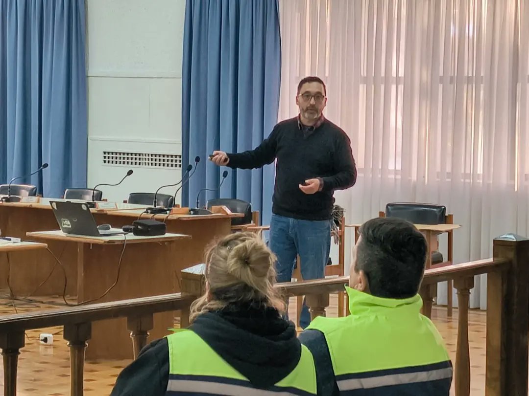 MPAMELATORRES's tweet photo. ⛑️ Apostando a la planificación y una Gestión Integral del Riesgo de Desastres (GIRD), hoy tuvo lugar una nueva reunión en el marco de las acciones para implementar el Plan Municipal para la GIRD. https://t.co/FuEvMW46Yc
