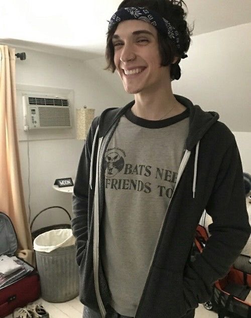 d0ubleexposure's tweet image. RETWEET IF YOU WOULD LET OTTO WOOD SERIAL KILL YOU