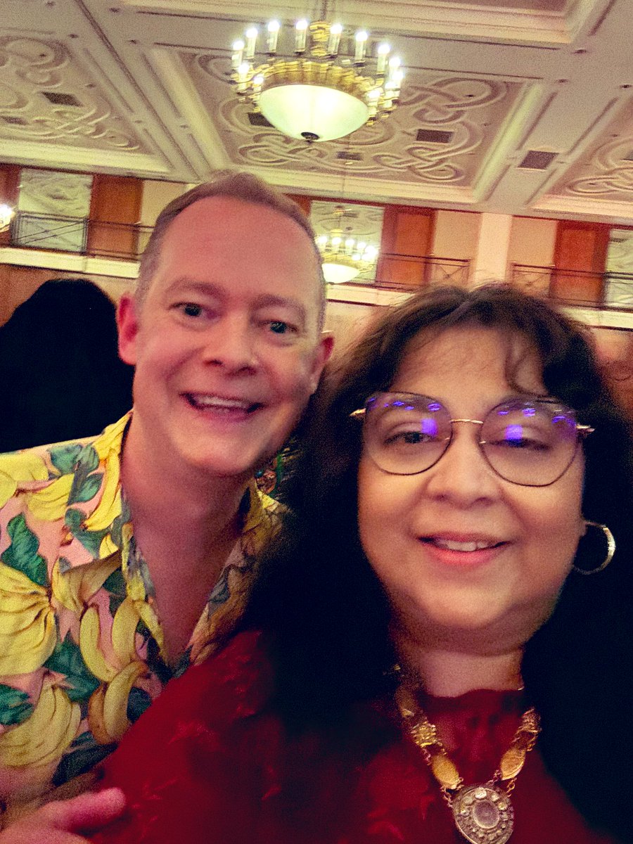 SheilaSobrany's tweet photo. More from #FilthyGorgeous here and some familiar faces in the after party https://t.co/zvGJTzOxa6