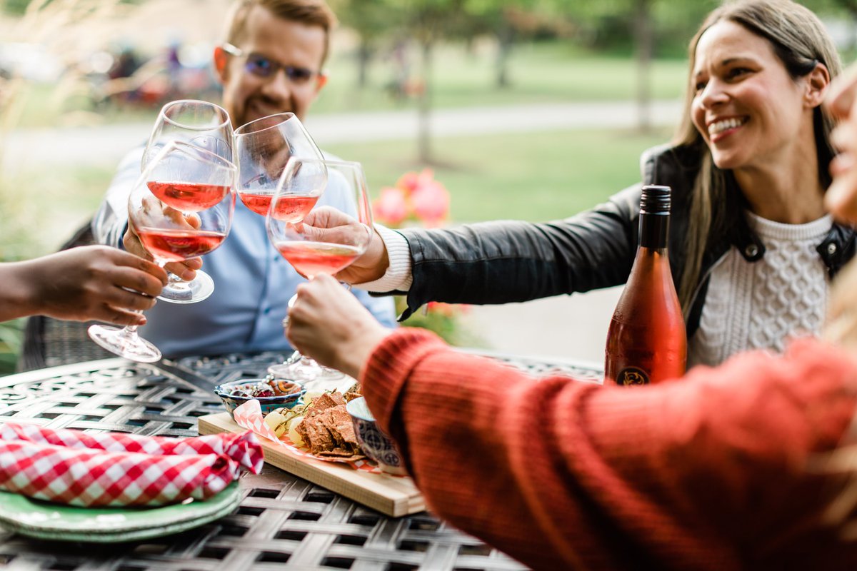 Discover the Kamloops Wine Trail your way! 🍇✨ Drop into our wineries for a self-guided tasting adventure. Each winery along the trail offers something unique and unforgettable. Visiting all three makes for a perfect day trip!
 📸 Tamra Jaeger &amp; Royce Sihlis | #KamloopsWineTrail