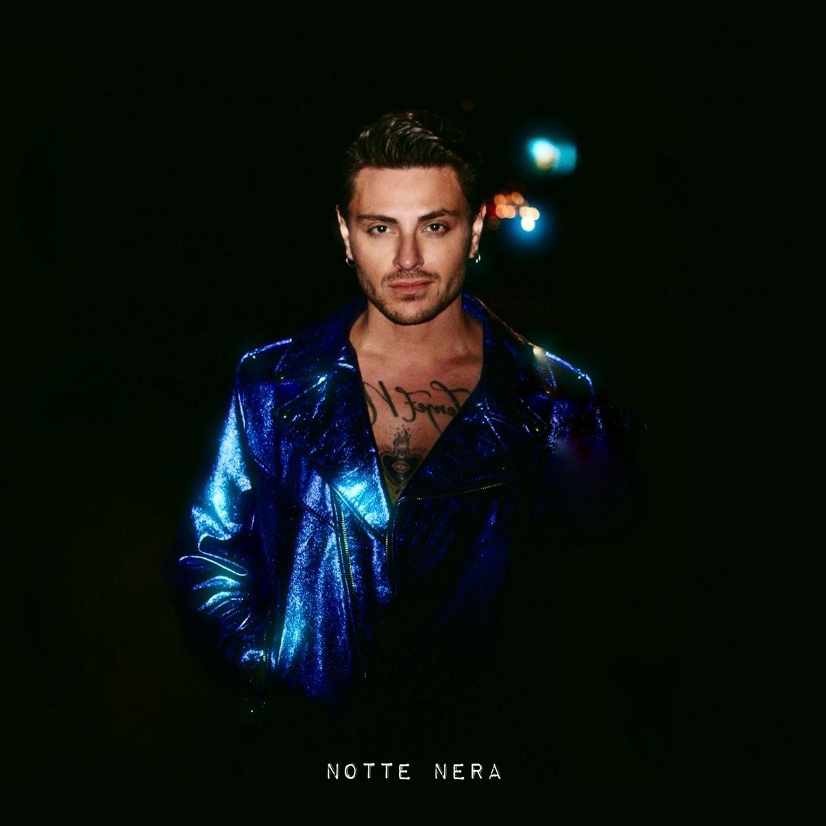 MusicTvOfficial's tweet photo. .@VirginioNero torna nelle radio italiane e in tutti gli store digitali con il nuovo singolo #NotteNera (nella versione in spagnolo Noche Negra), per la prima volta con Altafonte\Sony Music https://t.co/7UxAZbMBGz