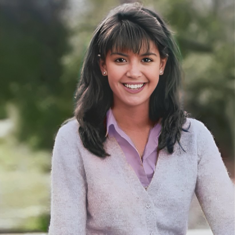 OnlyACartwright's tweet photo. #PheobeCates #Princesa #Dream
Only Pheobe!💛💚💙 https://t.co/xk1eHLEqew