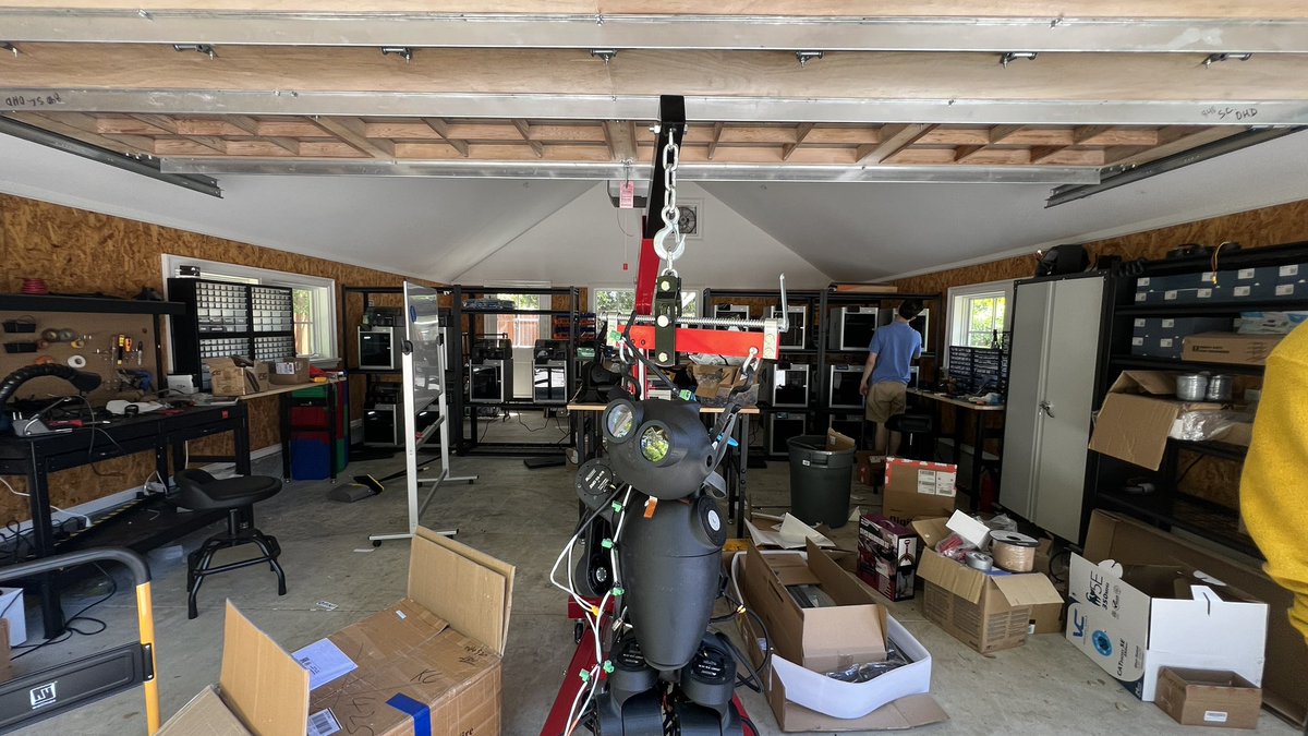 Always a great day when I get to hang with the team at K-Scale Labs 

Open source human robotics! Let the evolution begin!