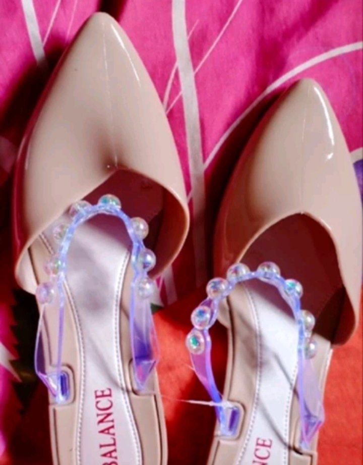 GettingStarsXZ's tweet photo. @OOTDFESS Flatshoes cantik 40 ribu an🤎🛒
https://t.co/blIx3jVwyn https://t.co/8aU31GCKvU