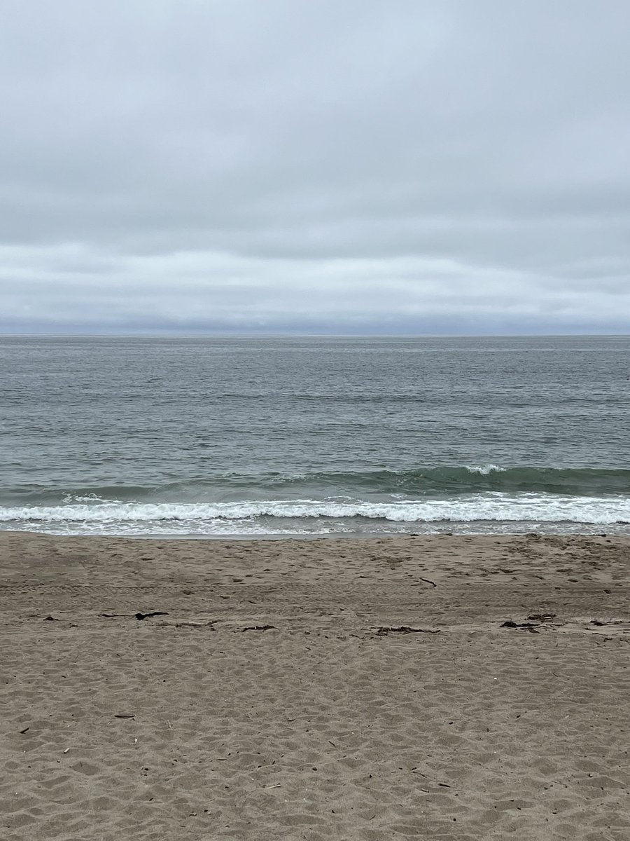FrontlineNewsGp's tweet photo. June gloom in Malibu at almost 4pm. #abceyewitness @KTLANEWSDESK @KCBSKCALDesk @NBCLA https://t.co/A0iw6D3scl