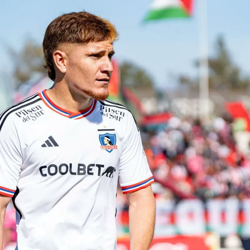 Leonardo Gil debe negociar su continuidad en Colo Colo prontamente.