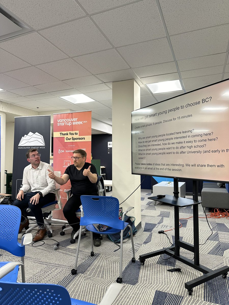 Shalinsky's tweet photo. 2 thumbs up from Boris (and me) for the #SmartYoungBC panel at @vanstartupweek.
Great work @IanVanagas @bmann https://t.co/qK6HMbZdqq