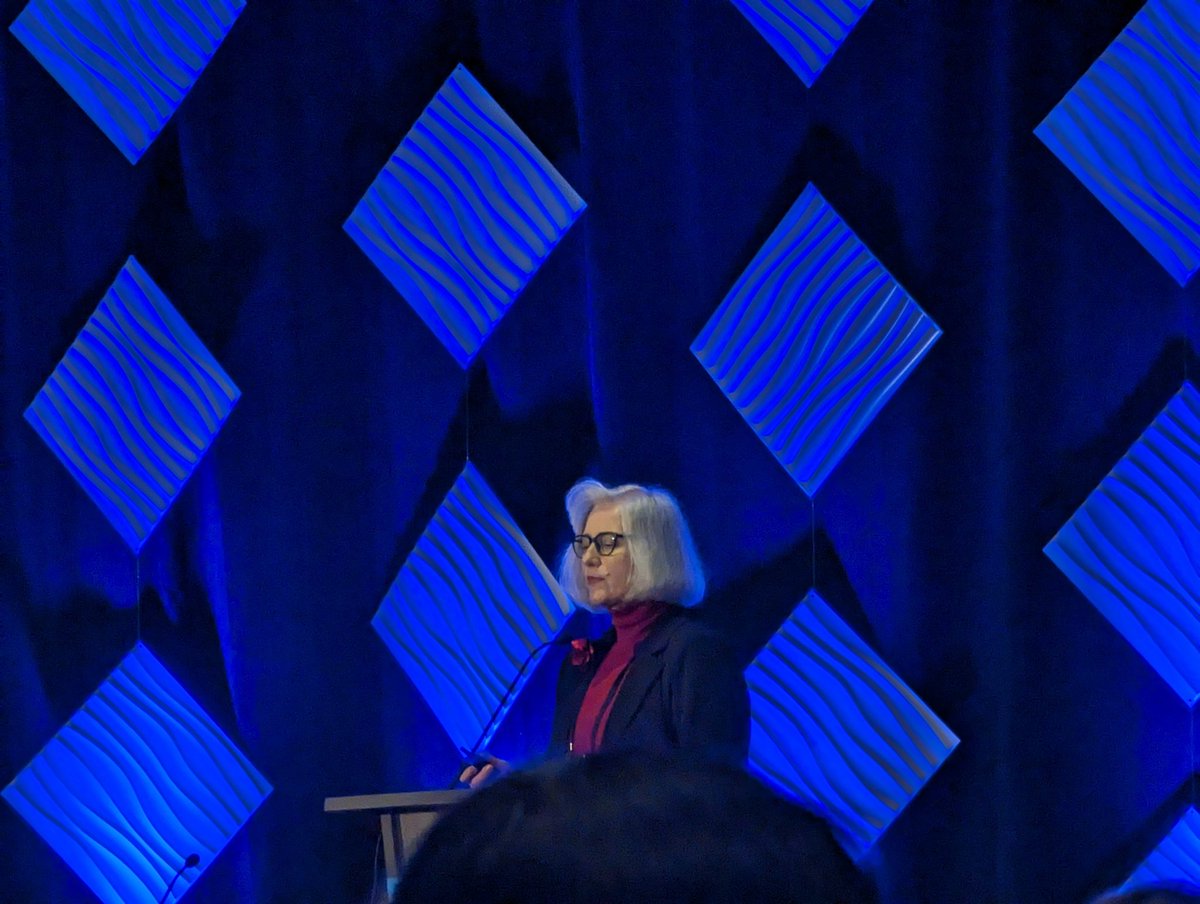 BrainIsThePath's tweet image. Amazing talks on the history (Marta Margeta @UCSFPath) and future (Cherry Ho @JHUPath) of neuromuscular pathology at the #neuropath2024 meeting! 👏👏