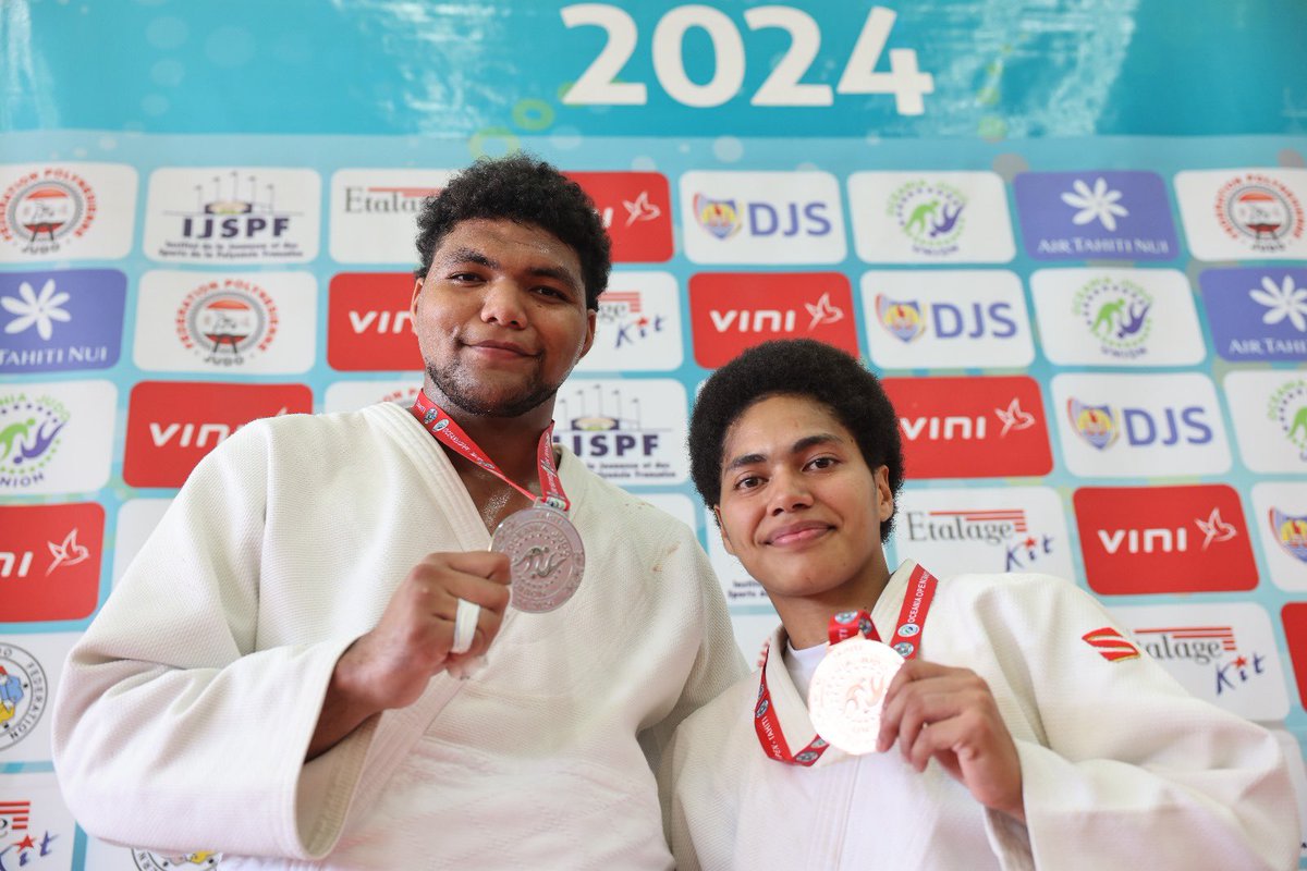 fijijudo's tweet photo. RESULTS:

Oceania Open Tahiti 2024

Gerard Takayawa Silver +100kg

Shanice Takayawa Bronze -70kg

#JudoTahiti https://t.co/ISJxHhWGZZ