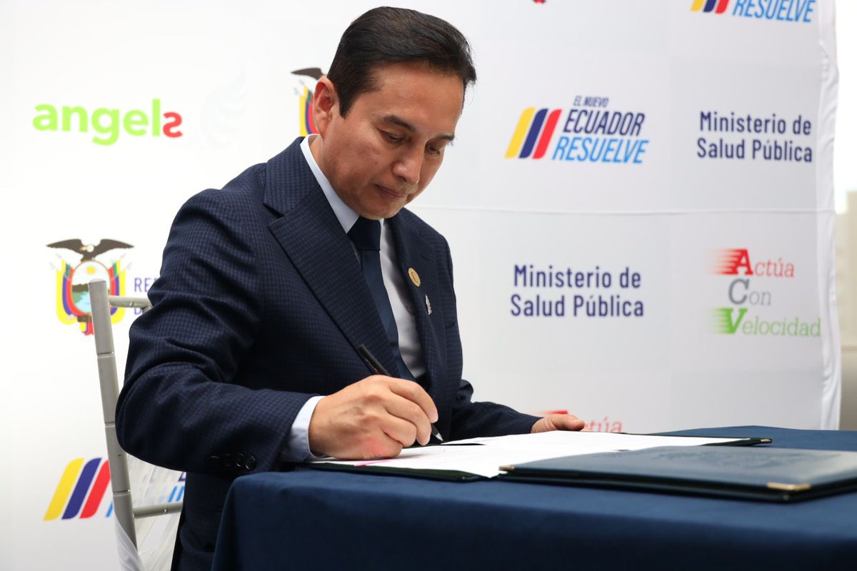 Salud_Ec's tweet photo. #ElNuevoEcuadorResuelve | @Salud_Ec realizó la firma de Convenio Específico de Cooperación Interinstitucional entre el Ministerio de Salud Pública y la Iniciativa Angels para el Fortalecimiento del Sistema Nacional de Salud en la Atención del Accidente Cerebro Vascular (#ACV)”. https://t.co/osEqTnvx0w