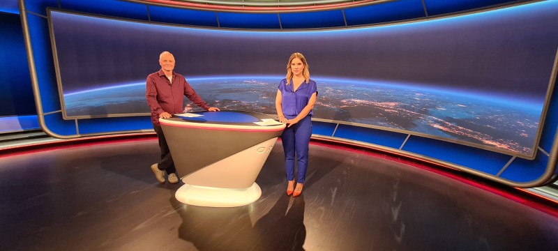 wirvaeter's tweet photo. ZIB3 Interview mit Anton Pototschnig zum Thema Väterkarenz - Videos und weiterführende Links zu dem erwähnten Familienarbeitszeitmodell https://t.co/4hsfCvkfBh https://t.co/YnCCg6zDqW
