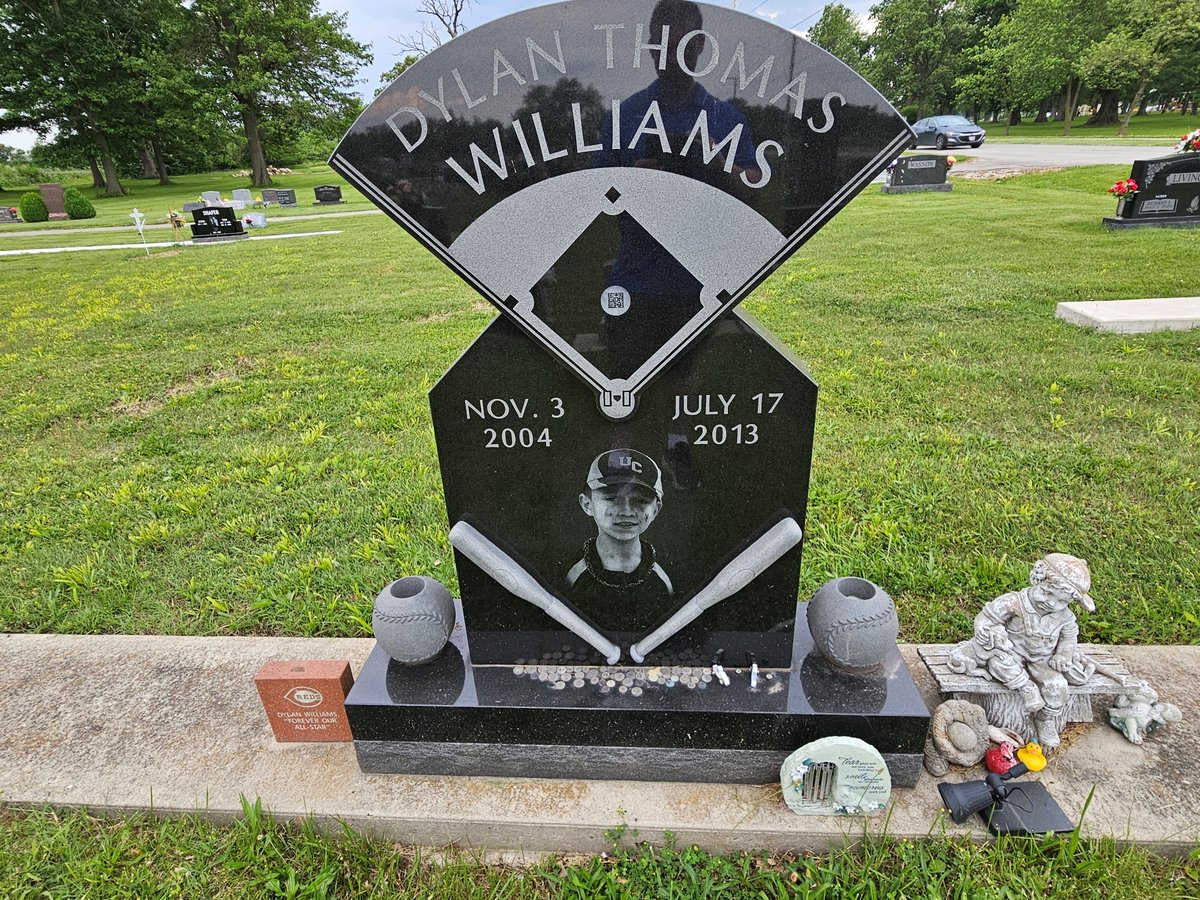 KyleNeddenriep's tweet photo. I visited Union City to talk to a baseball team and a family that endured an unbelievable tragedy 11 years ago. There was more to the story than I imagined but at its heart it's about a team, a community and family that became stronger through heartbreak. https://t.co/GXb48Irk3A https://t.co/RxaLEjcu4M