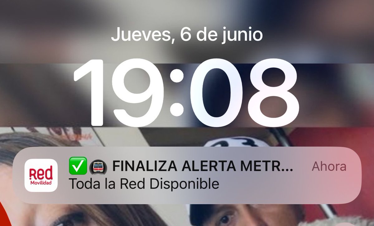 LaCon_Sentida's tweet photo. Pffff después de tanto sufrimiento
Jajajaaja pucha la Cuestión 😂
@metrodesantiago
#metro
#LaFox https://t.co/c7cpmIkyFi