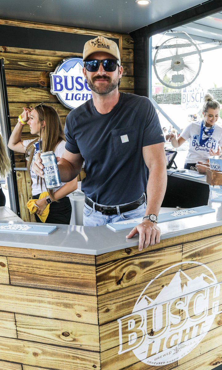 Riley Green tweet media