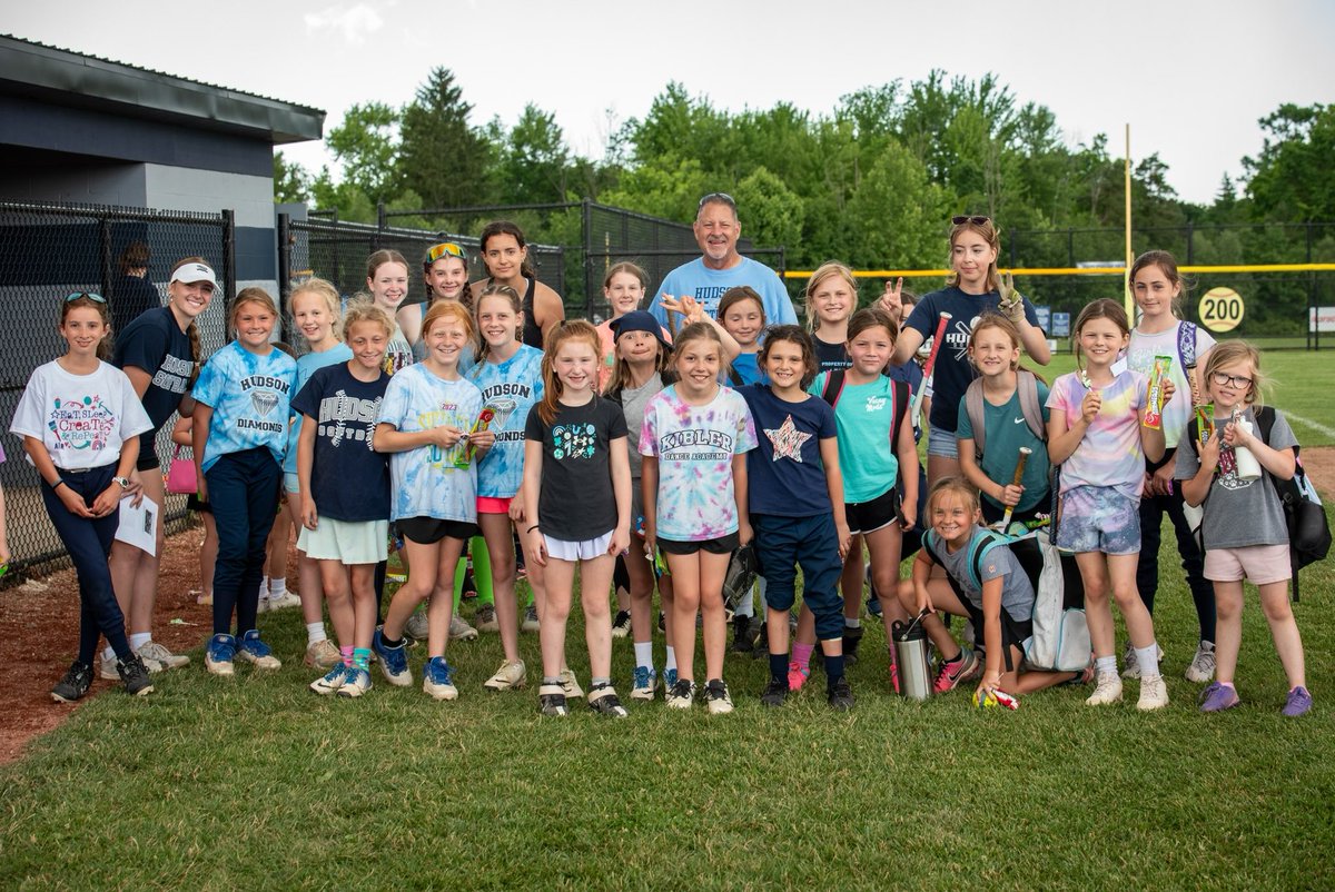 Hudson Softball tweet media