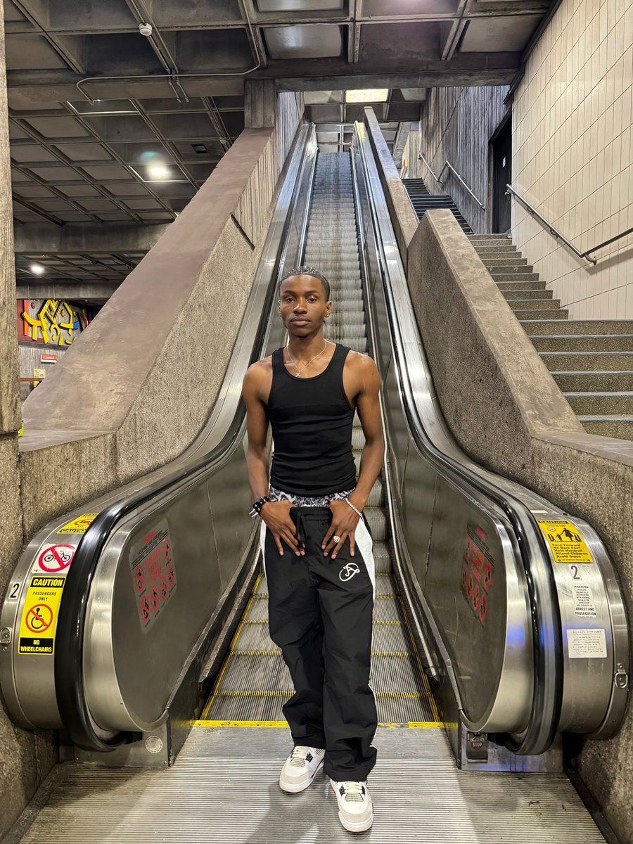 Dashawnmoon's tweet photo. 🕷️ https://t.co/VhFRtGy5YK