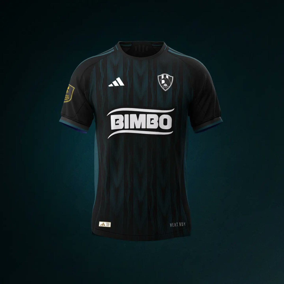 BegBenjamin's tweet photo. Presi @mercedes_roa12 el nuevo plumaje le quedaría bien al equipo @ClubDeCuervos @kingsleague_am https://t.co/b2ZOsSynGi