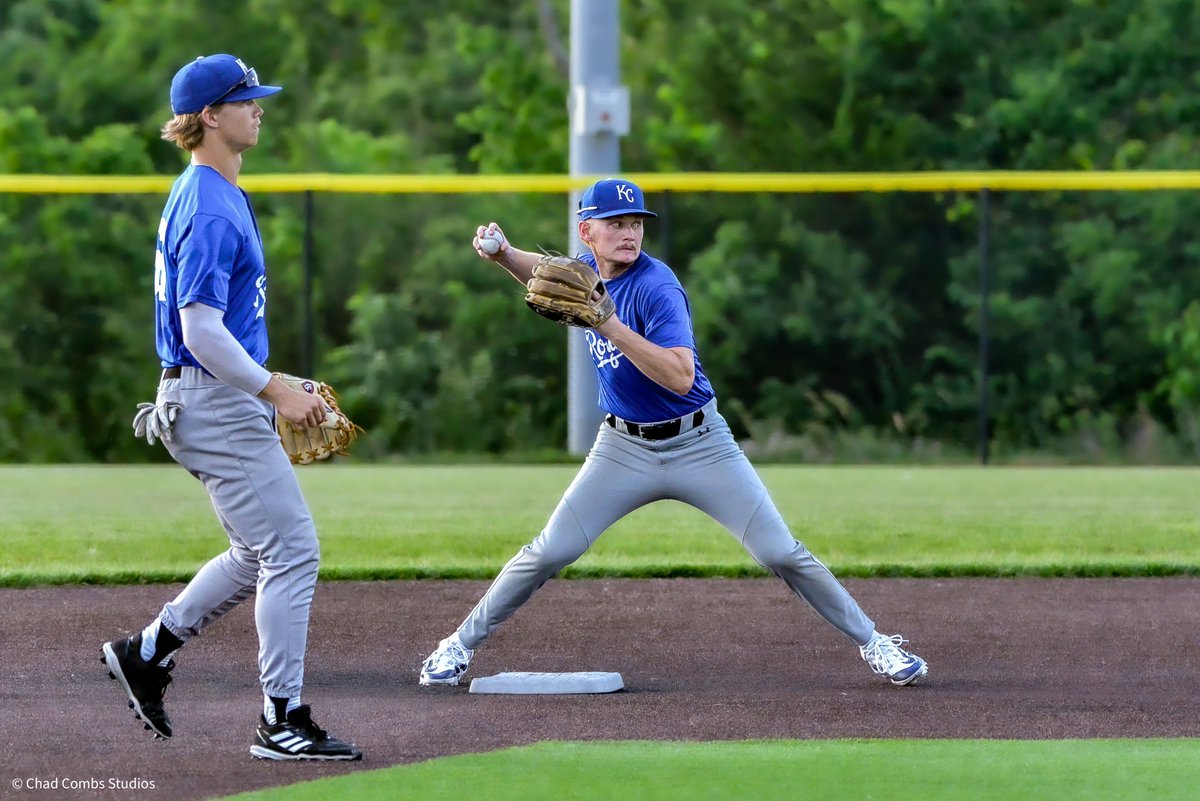 Action from the #BJCL this week: 
Regal Plastic's <a href="/DrewMDickerson/">Drew Dickerson</a> (Lee's Summit West) celebrates his HR with <a href="/maxpawela/">Max Pawela</a> (<a href="/NWBearcatBSB/">Northwest Baseball</a>), <a href="/RyanVann20/">Ryan Vann</a> (<a href="/BaseballLabette/">Labette Baseball</a>), @PatrickBergkemp (<a href="/JCCCBaseball/">Cavalier Baseball</a>) 
MSBL's 2B <a href="/JacksonStaab/">Jackson Staab</a> and SS Camden Dayton (<a href="/_Camo_8/">Camden Dayton</a> /<a href="/Jewell_Baseball/">William Jewell Baseball</a>)