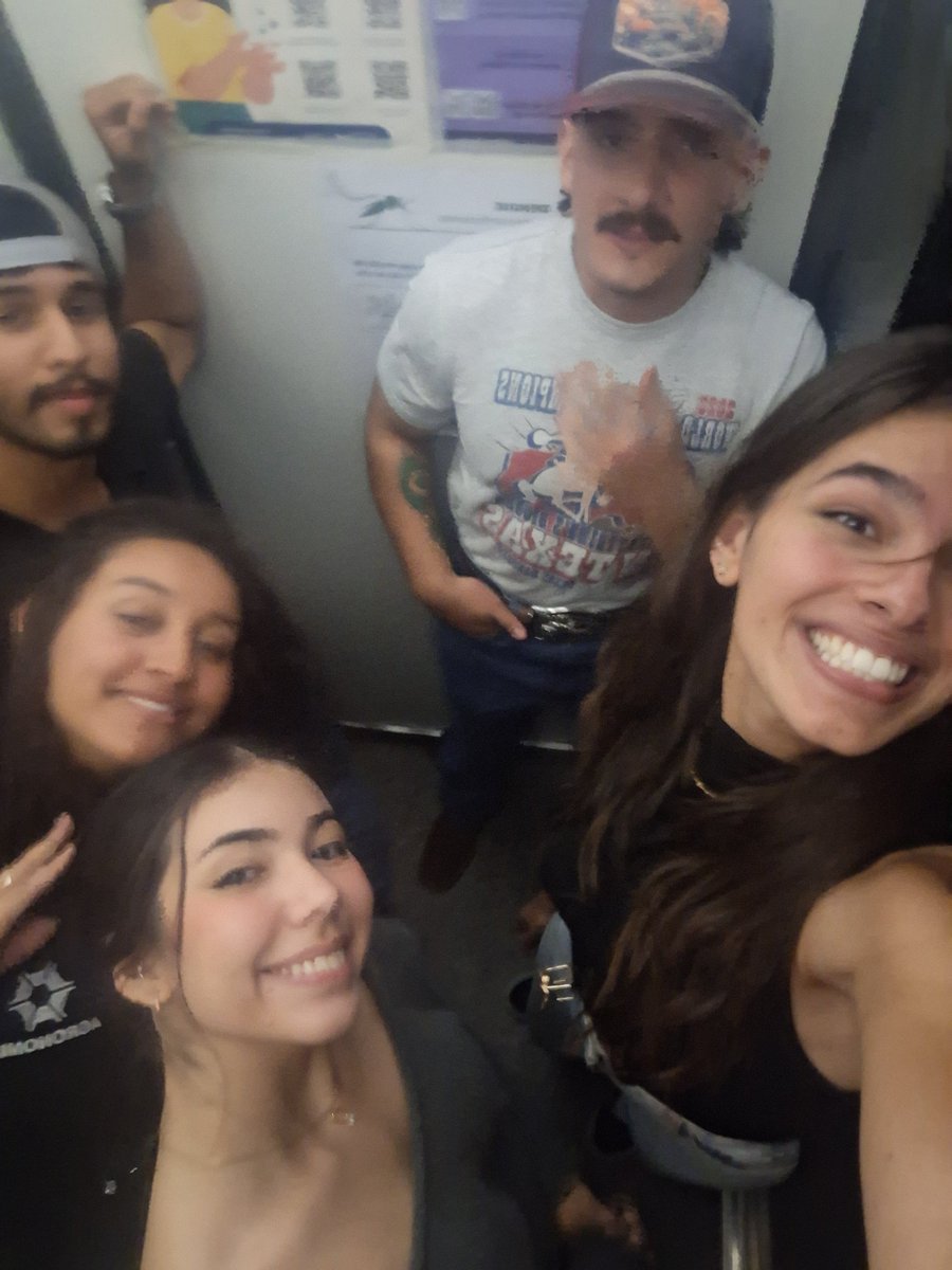 taldanicas's tweet photo. tapooooorraaaaa https://t.co/WLM0ORs6U0