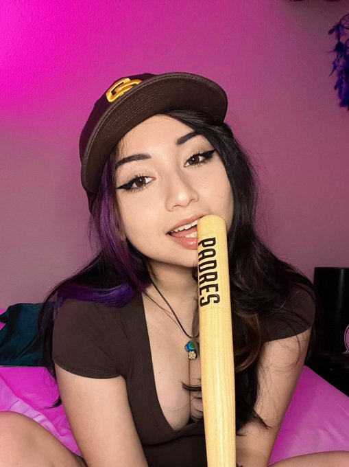 Watch ☆SxnpaiJade☆'s leaked NSFW photo on TwXstars